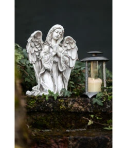 Dehner Polyresin-Engel Kniend, Ca. B26/H33,8/T17,5 Cm -Pflanzenbedarf Geschäft 4331781 WE MO 001 Engel